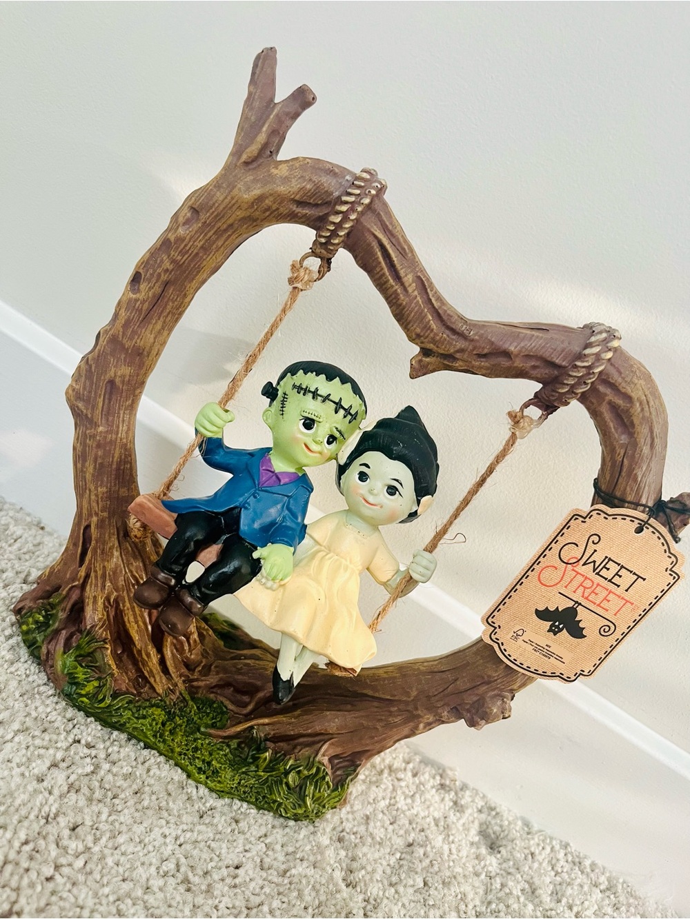 NWT viral Halloween Frankenstein & Bride Swinging On A Swing By Sweet Street